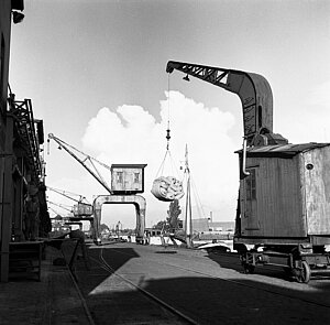 Stau am Hafen um 1960 © Stadtmuseum Oldenburg
