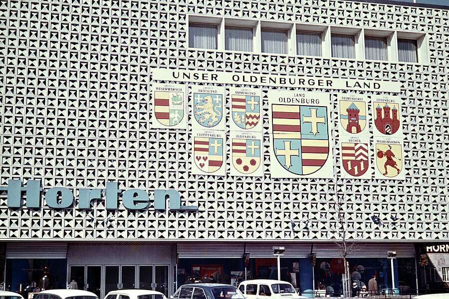 Horten-Fassade um 1966. Foto: Stadtmuseum Oldenburg