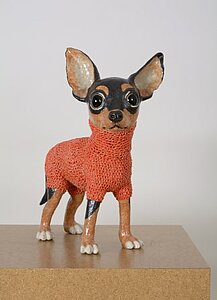 Kirsten Brünjes, Chihuahua mit Pulli, 2013