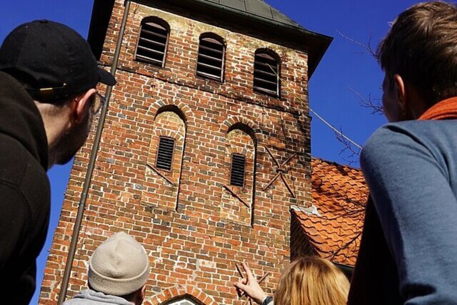 Exkursion an der Gertrudenkirche © Stadtmuseum Oldenburg