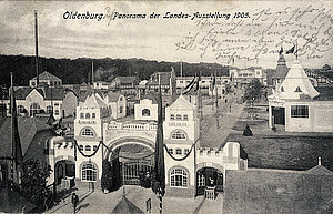 Eingangstor der Landesausstellung auf einer Postkarte, ca. 1905. Bild: Stadtmuseum Oldenburg